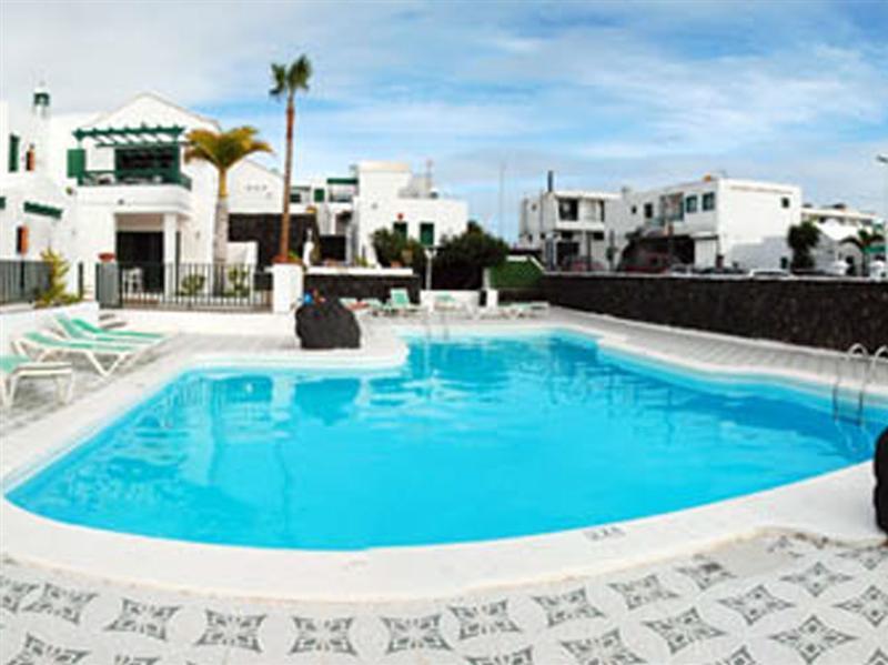 Apartamentos Las Acacias 푸에르토 델 카르멘 외부 사진