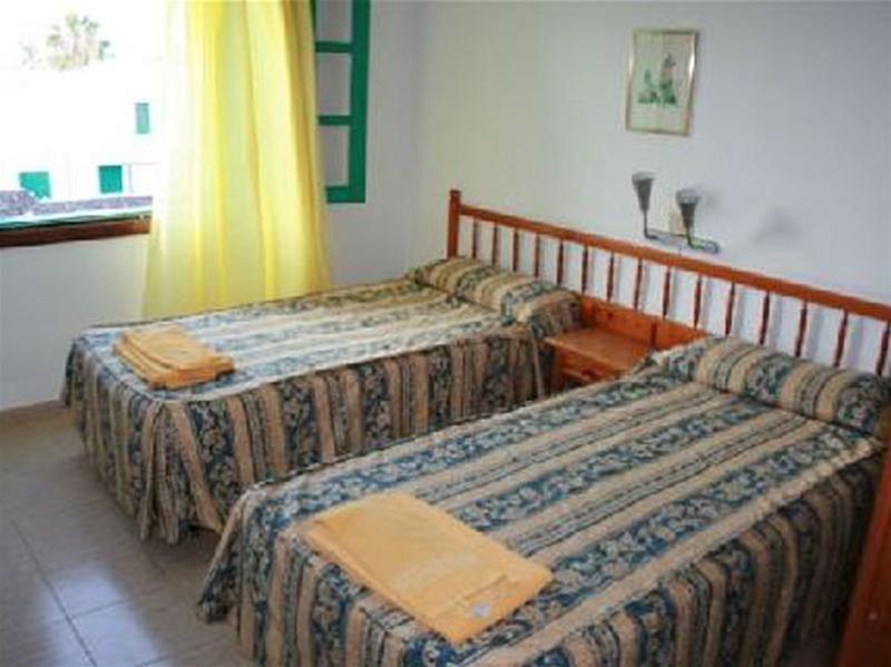 Apartamentos Las Acacias 푸에르토 델 카르멘 외부 사진
