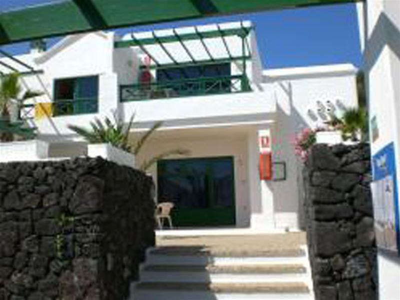 Apartamentos Las Acacias 푸에르토 델 카르멘 외부 사진