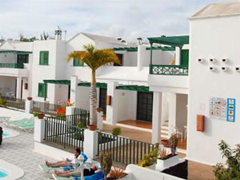 Apartamentos Las Acacias 푸에르토 델 카르멘 외부 사진