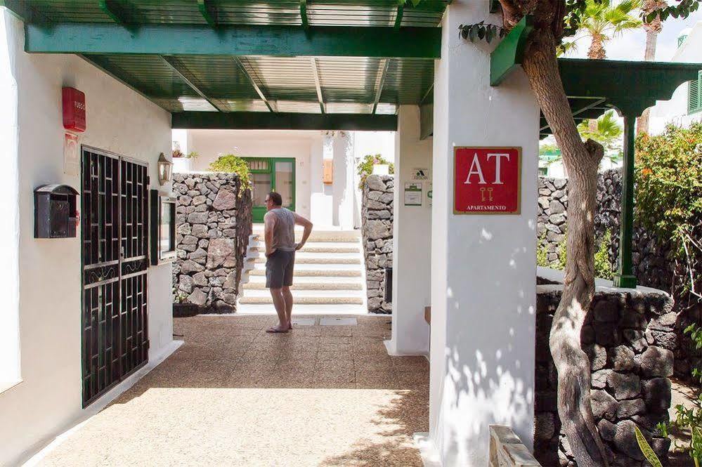 Apartamentos Las Acacias 푸에르토 델 카르멘 외부 사진