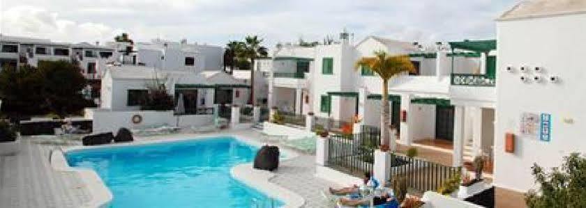 Apartamentos Las Acacias 푸에르토 델 카르멘 외부 사진